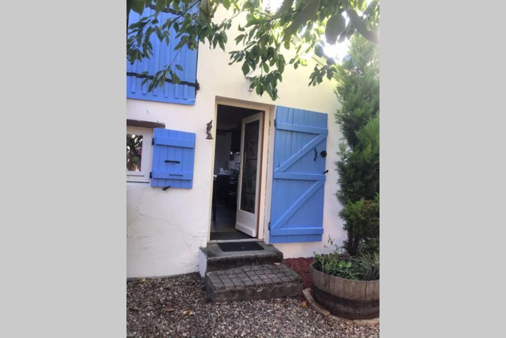 Maisonnette De Charme Climatisee La Machine Exterior foto